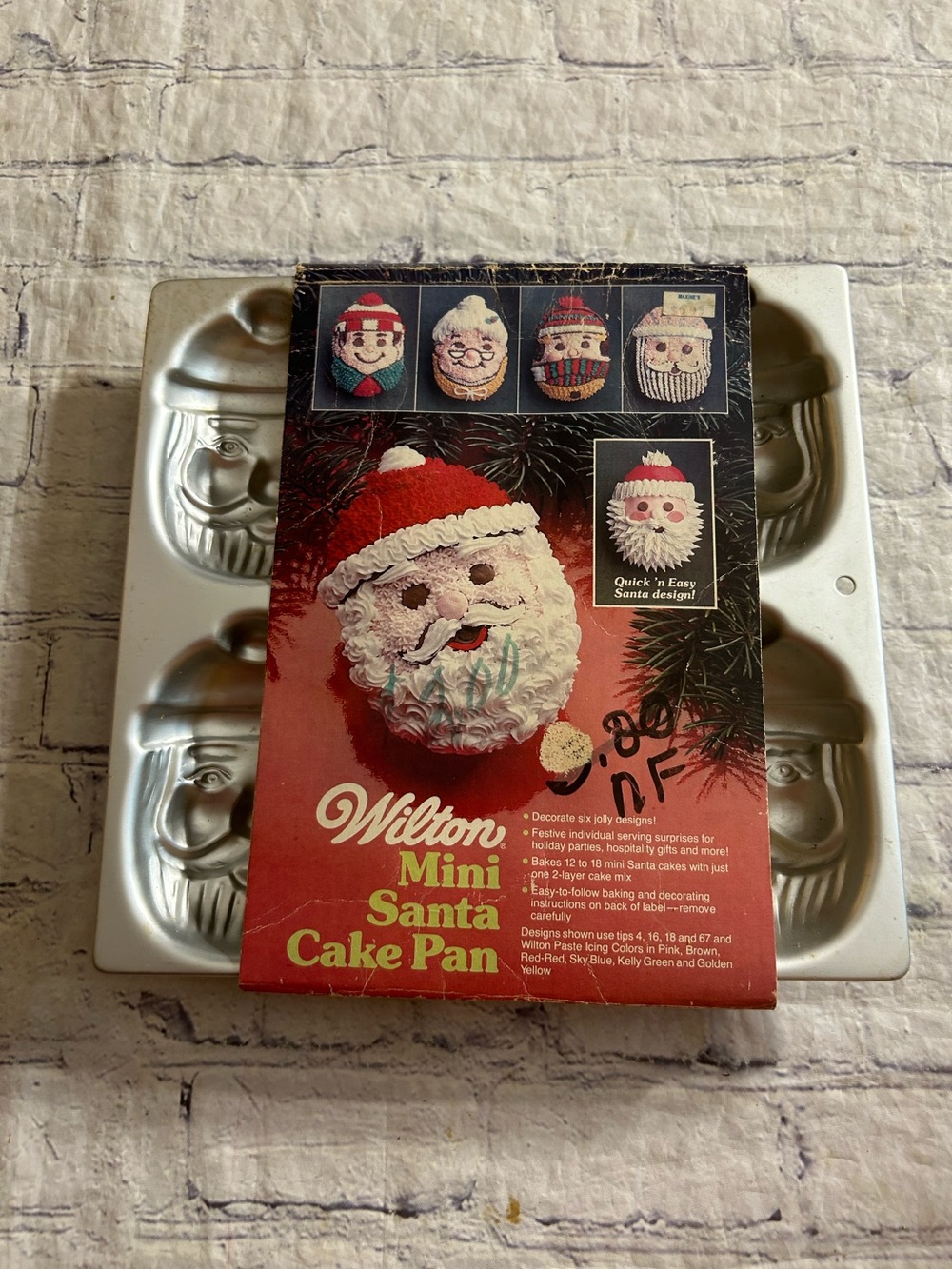 WILTON MINI SANTA CLAUS SET OF 6 CAVITY ALUMINIUM MOLD BAKING HOLIDAY TREATS VTG
